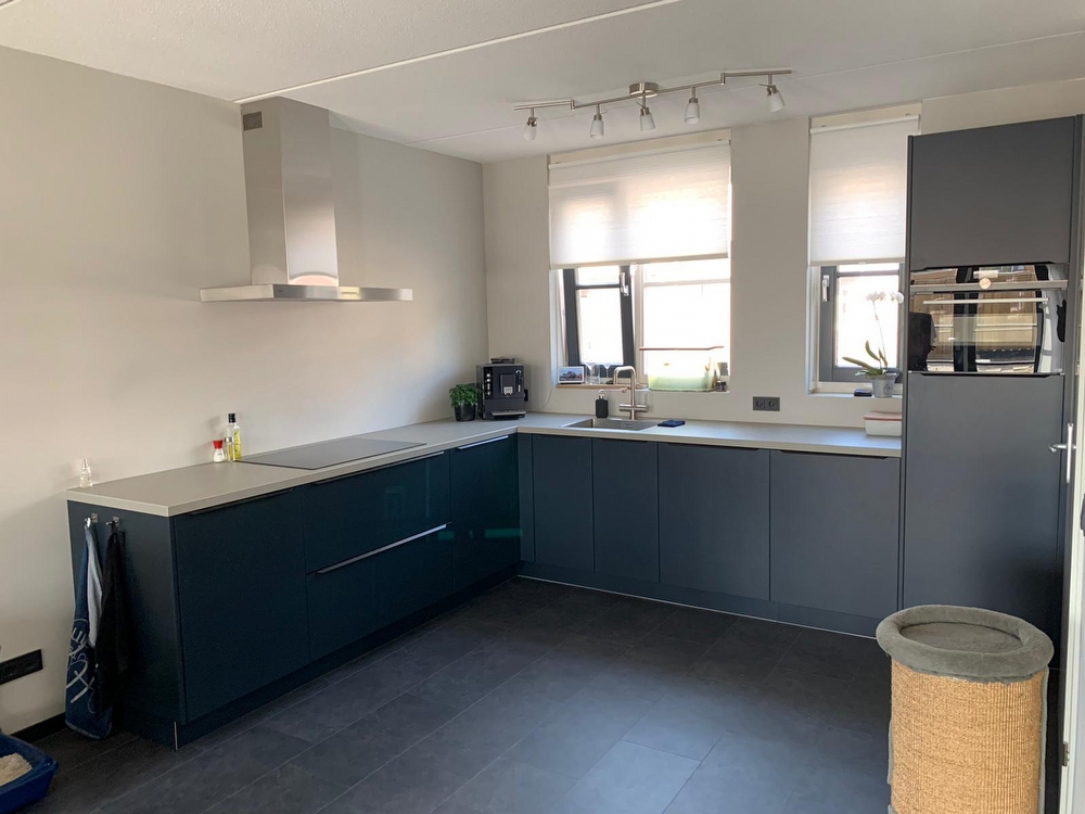 Moderne keuken geplaatst in Wezep