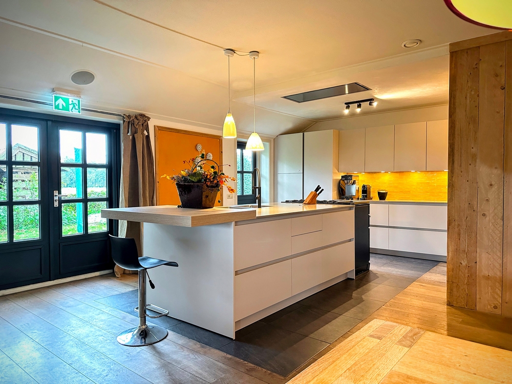 Keuken geplaatst in Akkrum - Friesland - 1-bob_keukenbouwer-joure_-_keuken_opgeleverd_in_sint_nyk-_thomashuisimg_7496-edit