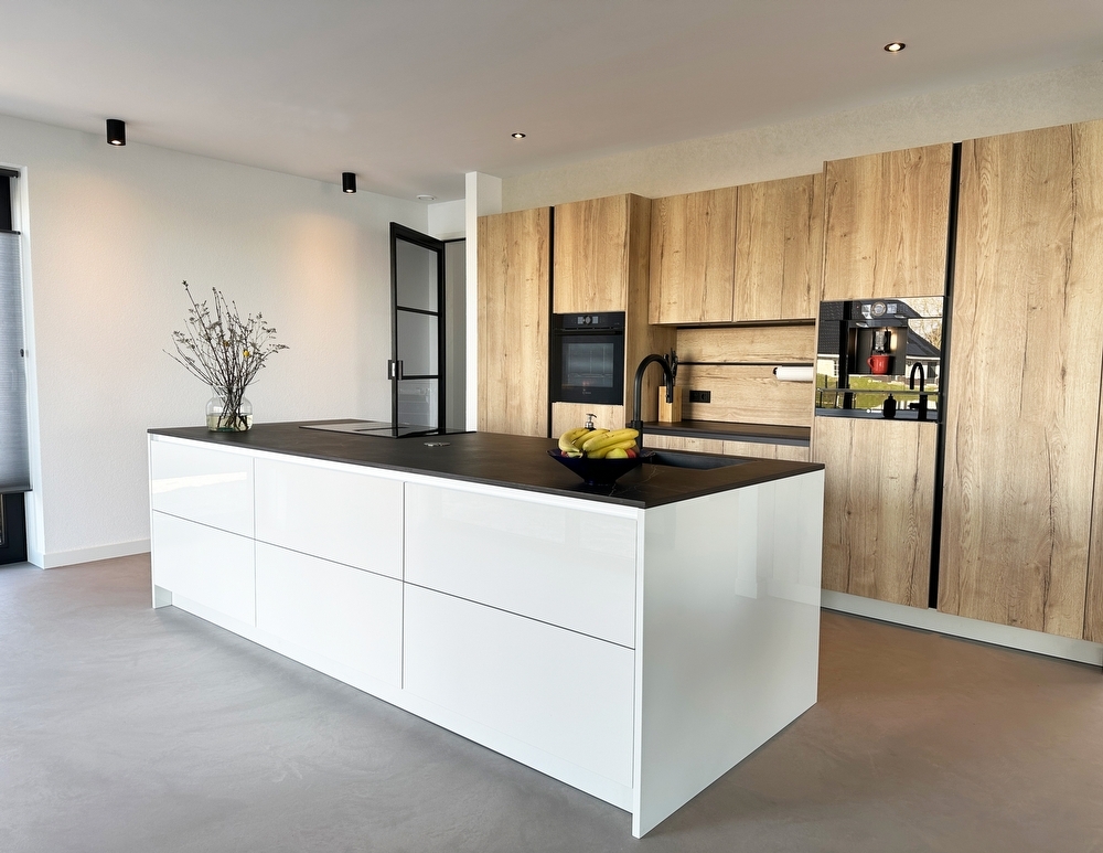 Wonen aan het water in Broek zuid met een mooie keuken - broek-bob-keukenbouwer Wonen aan het water in Broek zuid met een mooie keuken - broek-bob-keukenbouwer